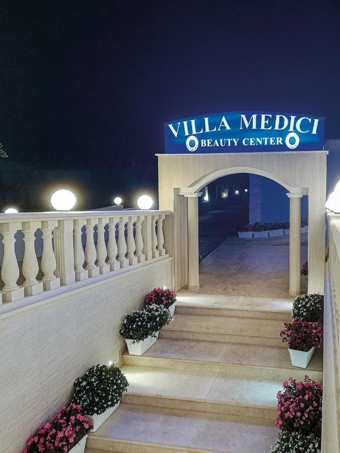 Hotel Villa Medici Rocca San Giovanni Dış mekan fotoğraf