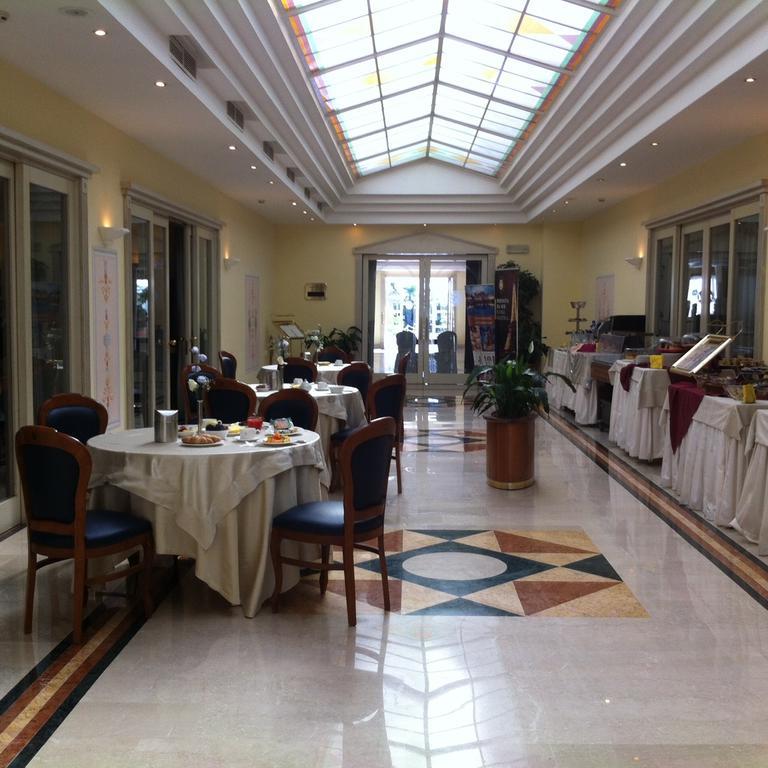 Hotel Villa Medici Rocca San Giovanni Dış mekan fotoğraf