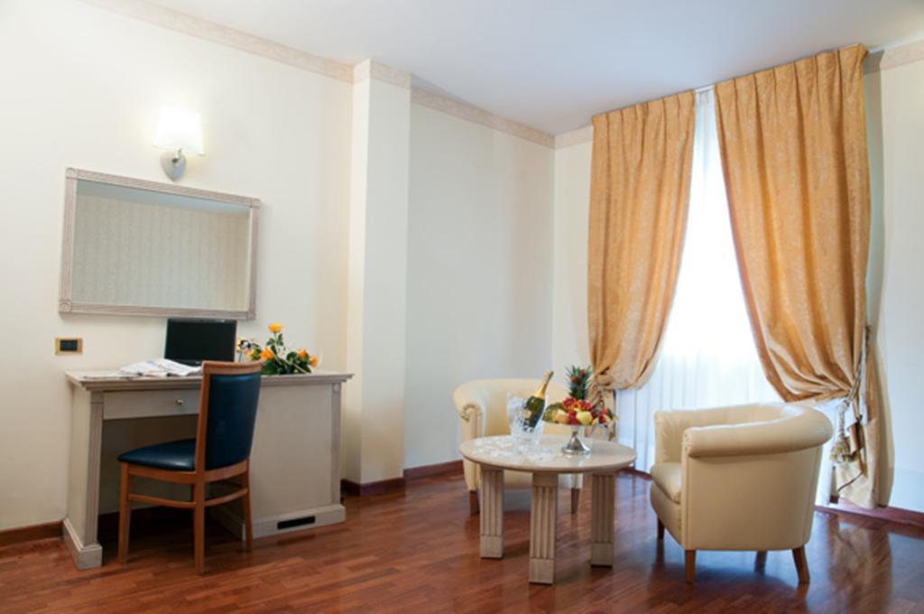 Hotel Villa Medici Rocca San Giovanni Dış mekan fotoğraf
