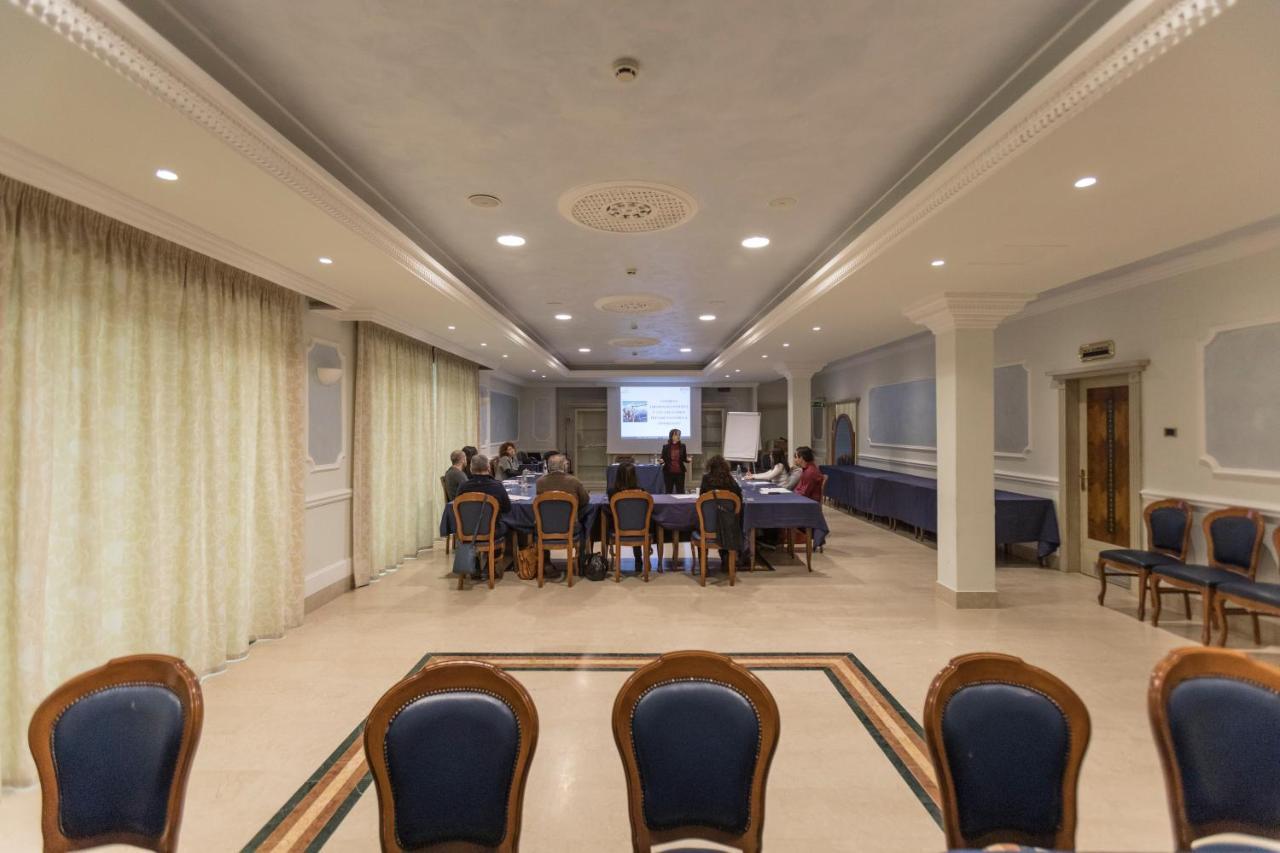 Hotel Villa Medici Rocca San Giovanni Dış mekan fotoğraf
