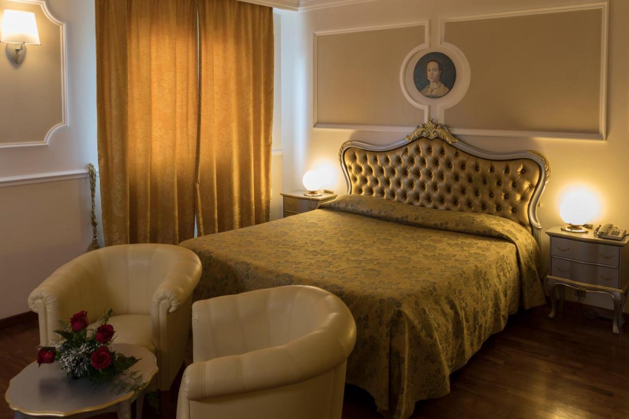 Hotel Villa Medici Rocca San Giovanni Dış mekan fotoğraf