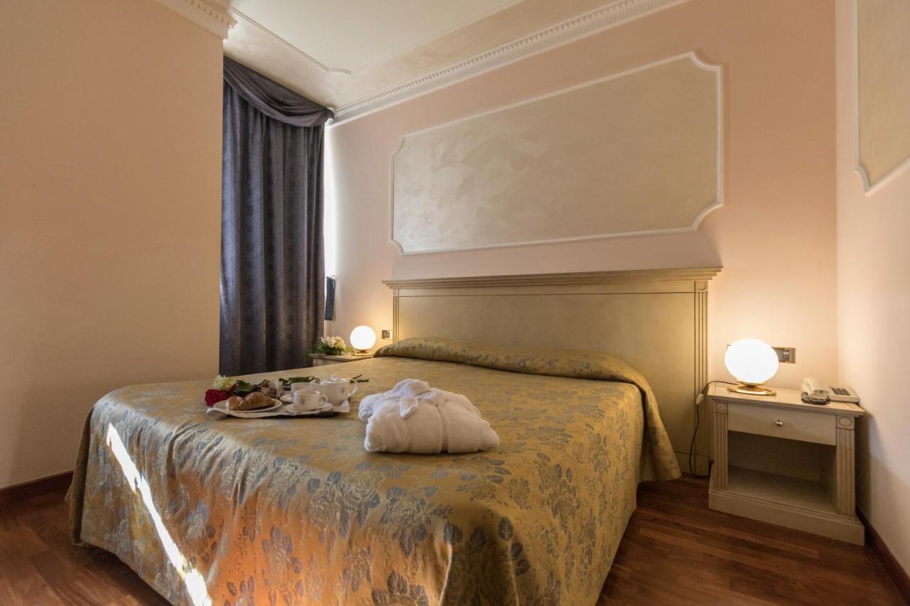 Hotel Villa Medici Rocca San Giovanni Dış mekan fotoğraf