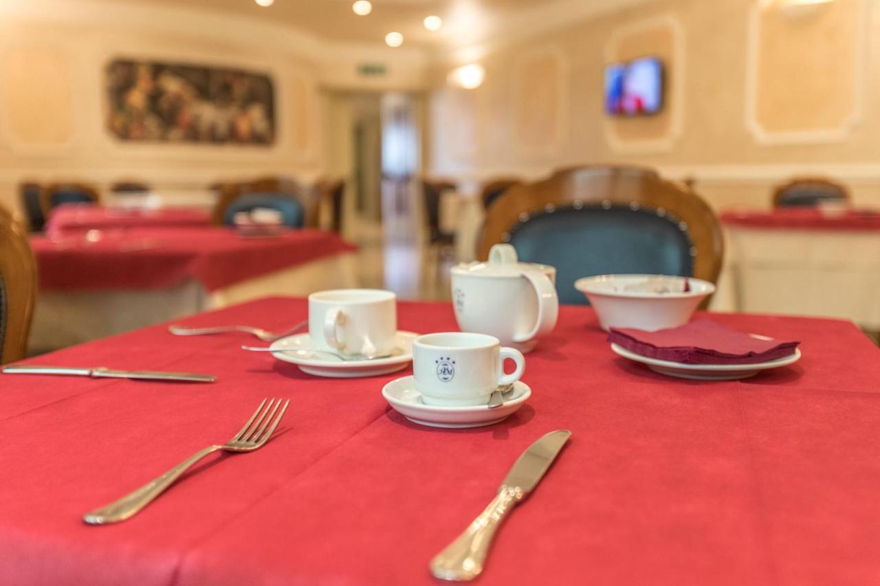 Hotel Villa Medici Rocca San Giovanni Dış mekan fotoğraf